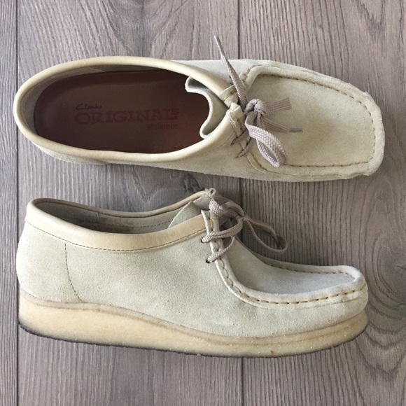 wallabee low